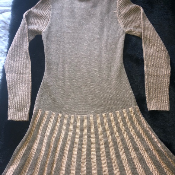 Flattering autumn jersey / sweater dress - Picture 3 of 8